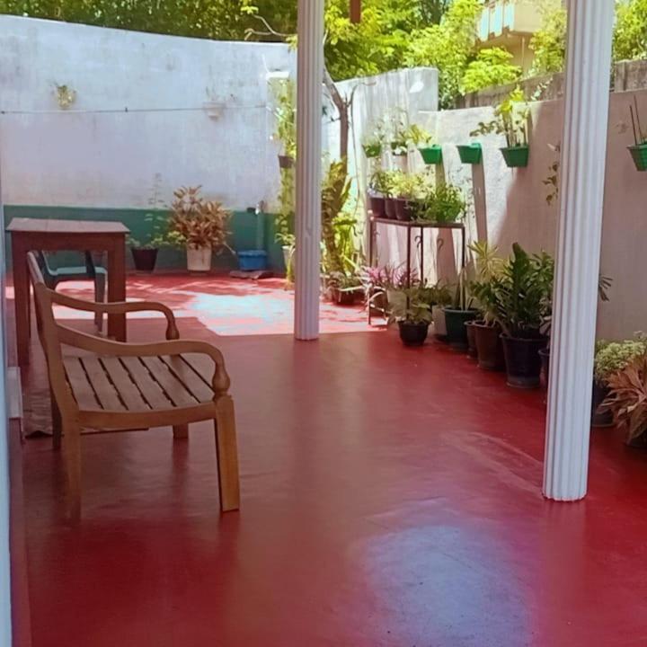 Coco One Holiday Inn Mirissa Exteriér fotografie